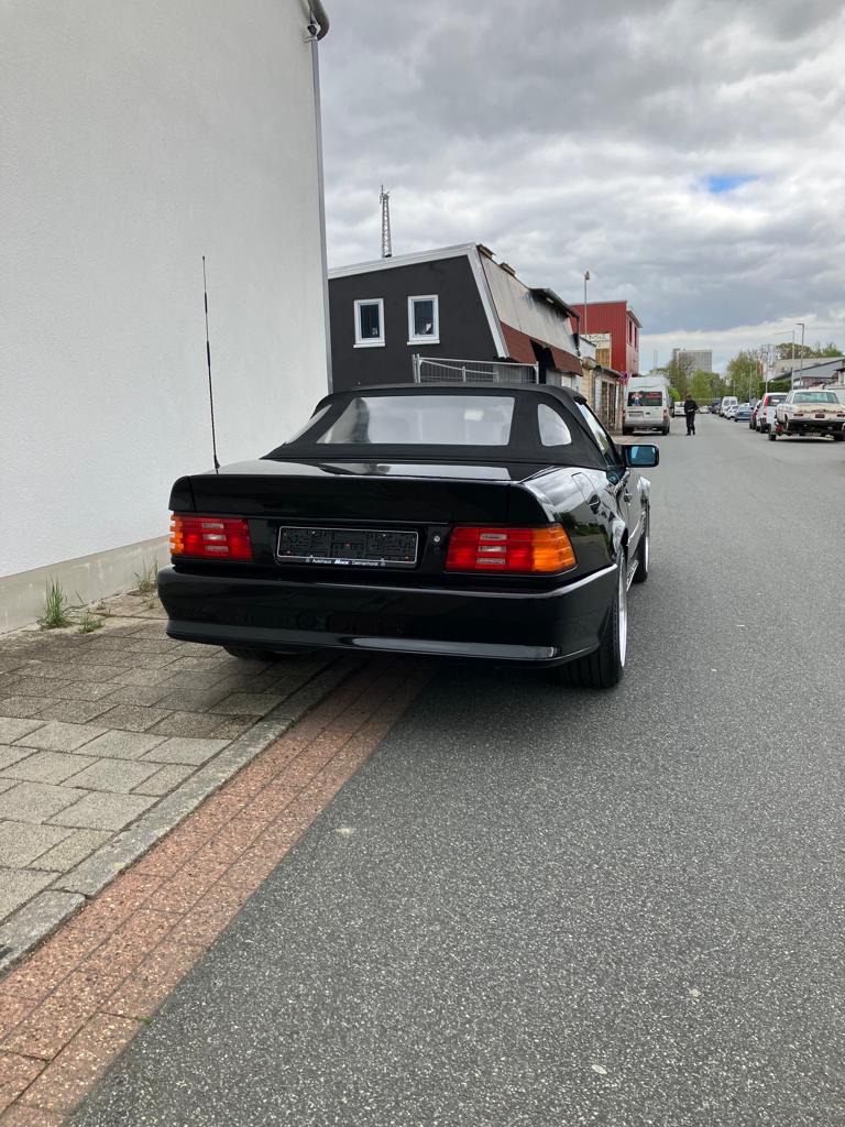 Mercedes Benz SL320 AMG